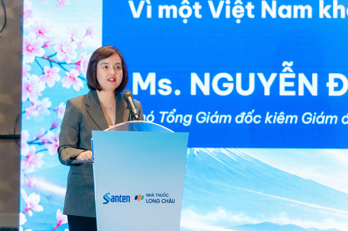 Bà Nguyễn Đỗ Quyên - Phó Tổng Giám đốc FPT Retail kiêm Giám đốc Điều hành Hệ thống Nhà thuốc và Tiêm chủng Long Châu.