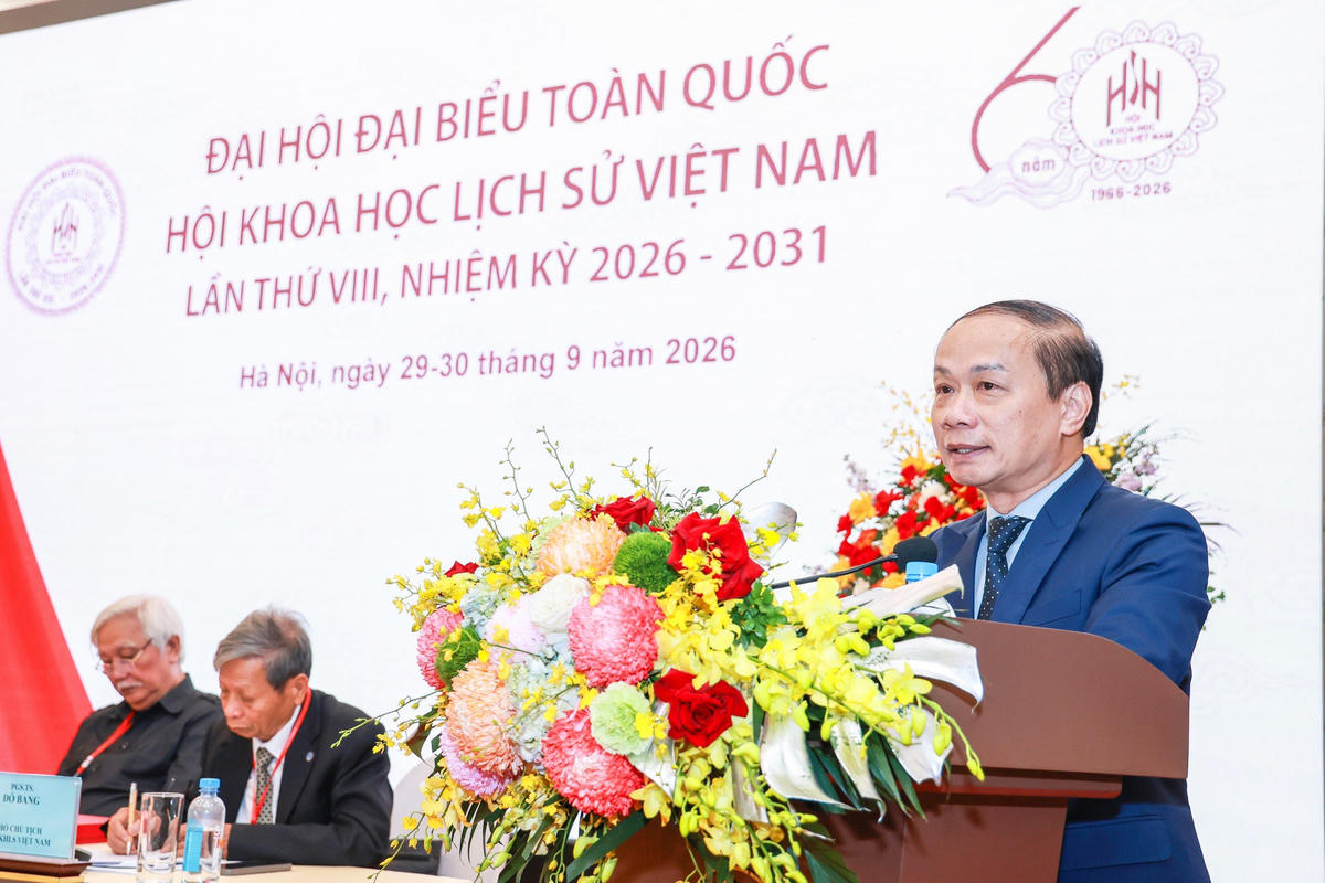 Ông Phạm Tất Thắng, Ủy viên Trung ương Đảng, Phó Bí thư Đảng ủy MTTQ, các đoàn thể Trung ương phát biểu tại Đại hội.