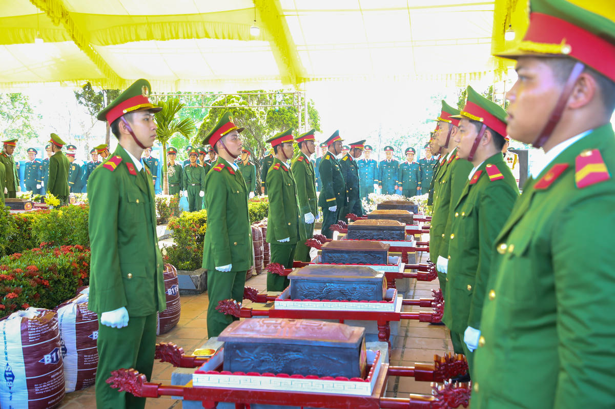 Buổi lễ diễn ra trong không khí trang nghiêm, thành kính. Ảnh: HT.