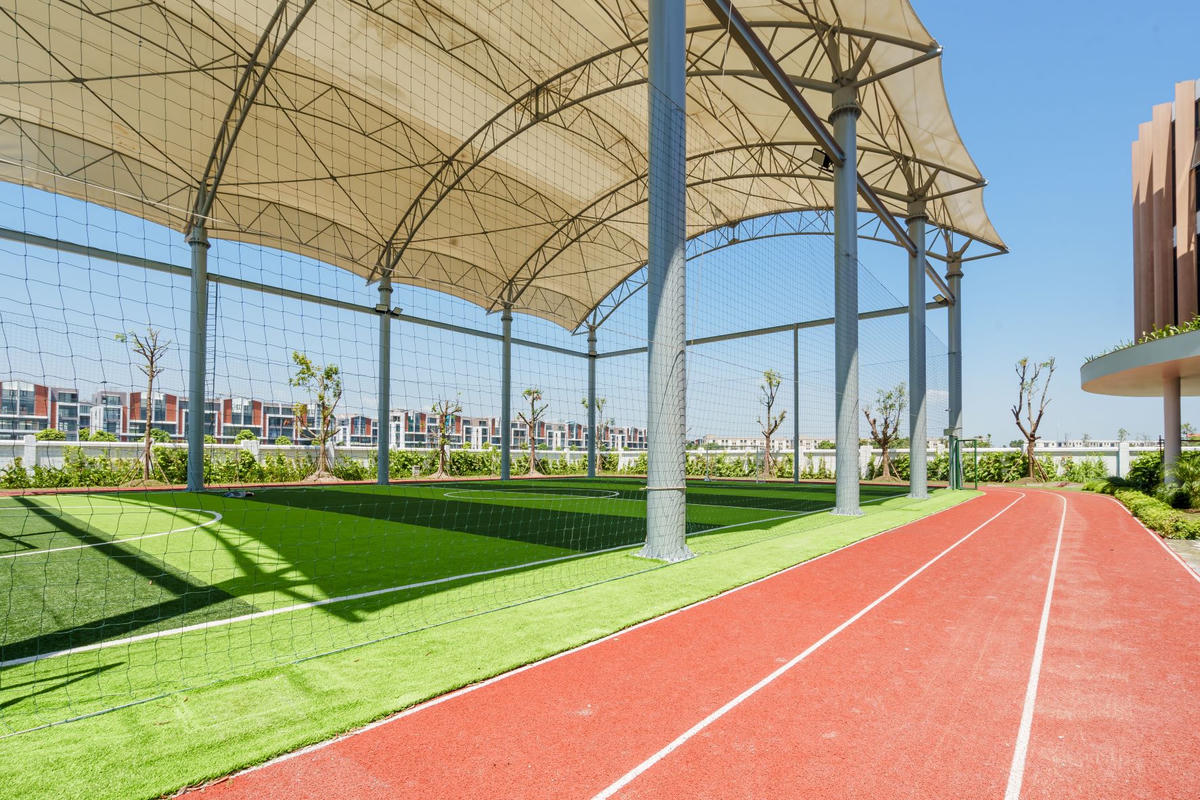 Vin Nexus Center: Trường học hạnh phúc hình trái tim và những gam màu rất “lạ”