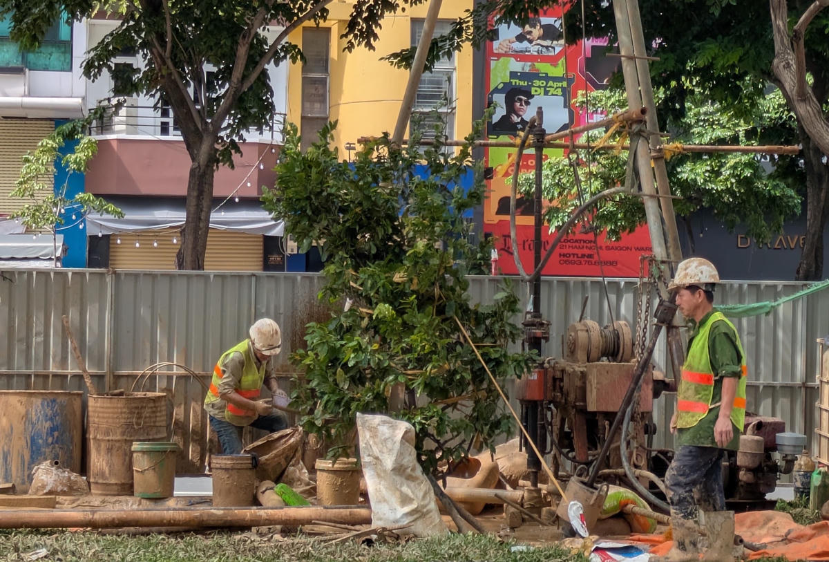 Ngoài tuyến Tân Sơn Nhất-Phú Hữu, dự kiến tới cuối năm 2026, TPHCM sẽ khởi công thêm 2 tuyến metro là Suối Tiên-Thành phố mới Bình Dương và TPHCM-Thủ Dầu Một. Ảnh: Đ.Xá.