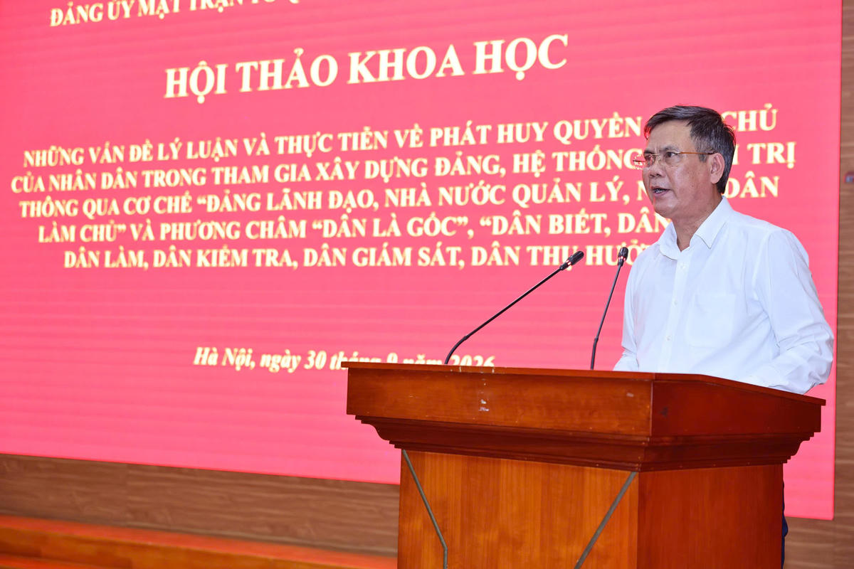 Phó Chủ tịch Ủy ban Trung ương MTTQ Việt Nam Trần Thắng phát biểu tại Hội thảo.