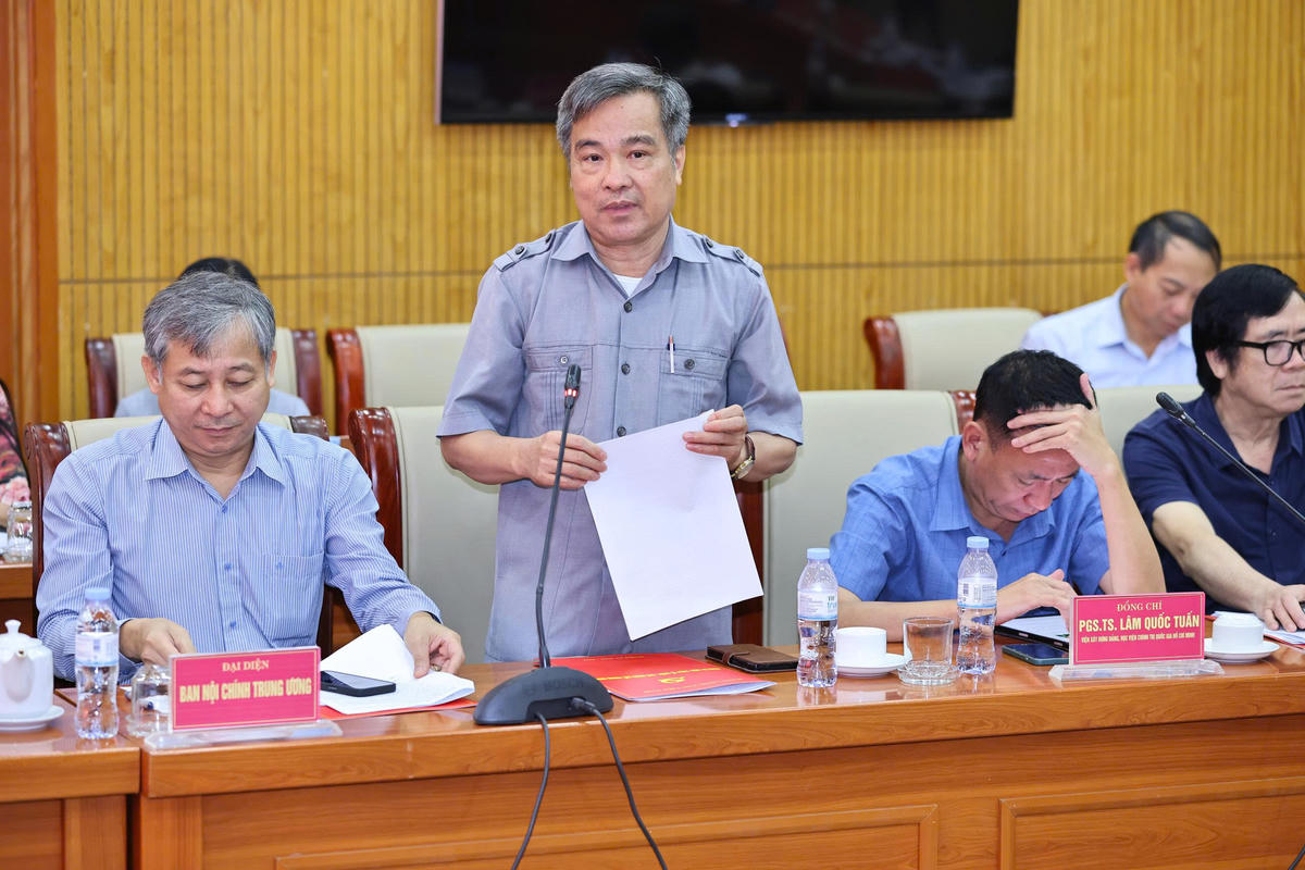 Vững lý luận, sát thực tiễn trong xây dựng Đề án phát huy quyền làm chủ của Nhân dân