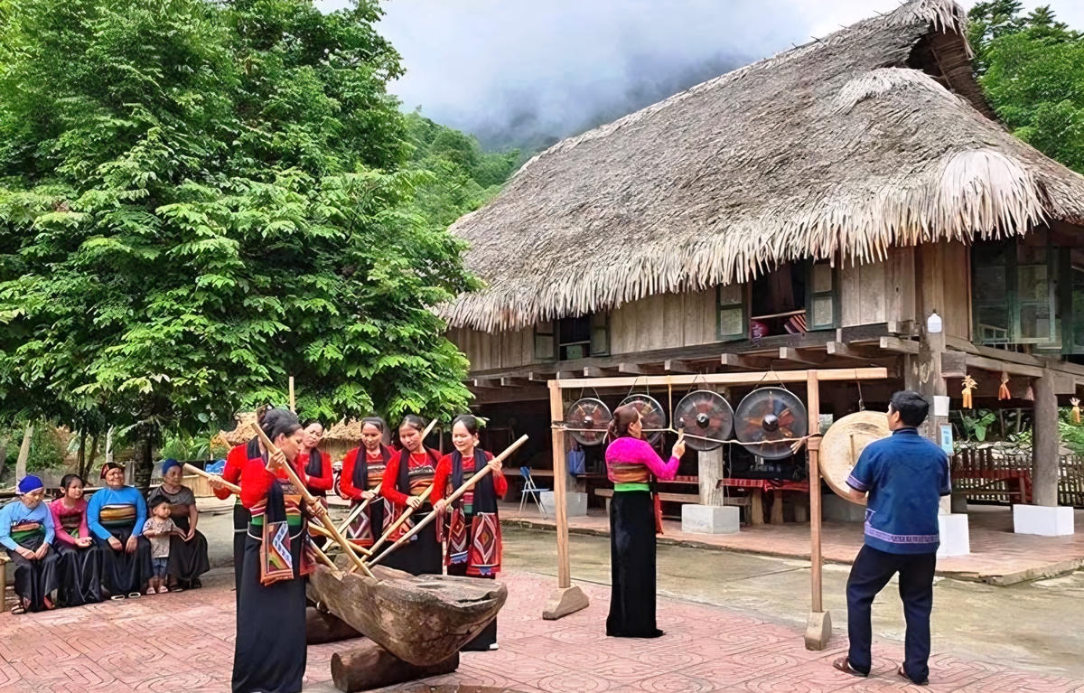 Giá trị văn hóa trăm năm tạo nguồn sinh kế