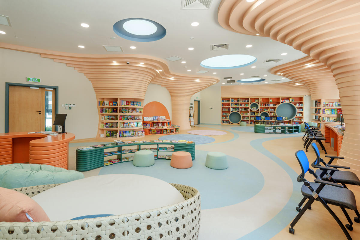 Vin Nexus Center: Trường học hạnh phúc hình trái tim và những gam màu rất “lạ”