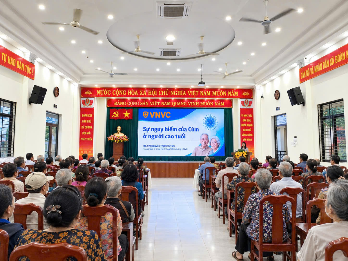 Hệ thống Tiêm chủng VNVC đẩy mạnh các hoạt động chăm sóc sức khỏe, phòng bệnh chủ động ngay tại cộng đồng, góp phần giúp người cao tuổi sống khỏe, tự chủ lâu hơn. Ảnh: Hồng Đào