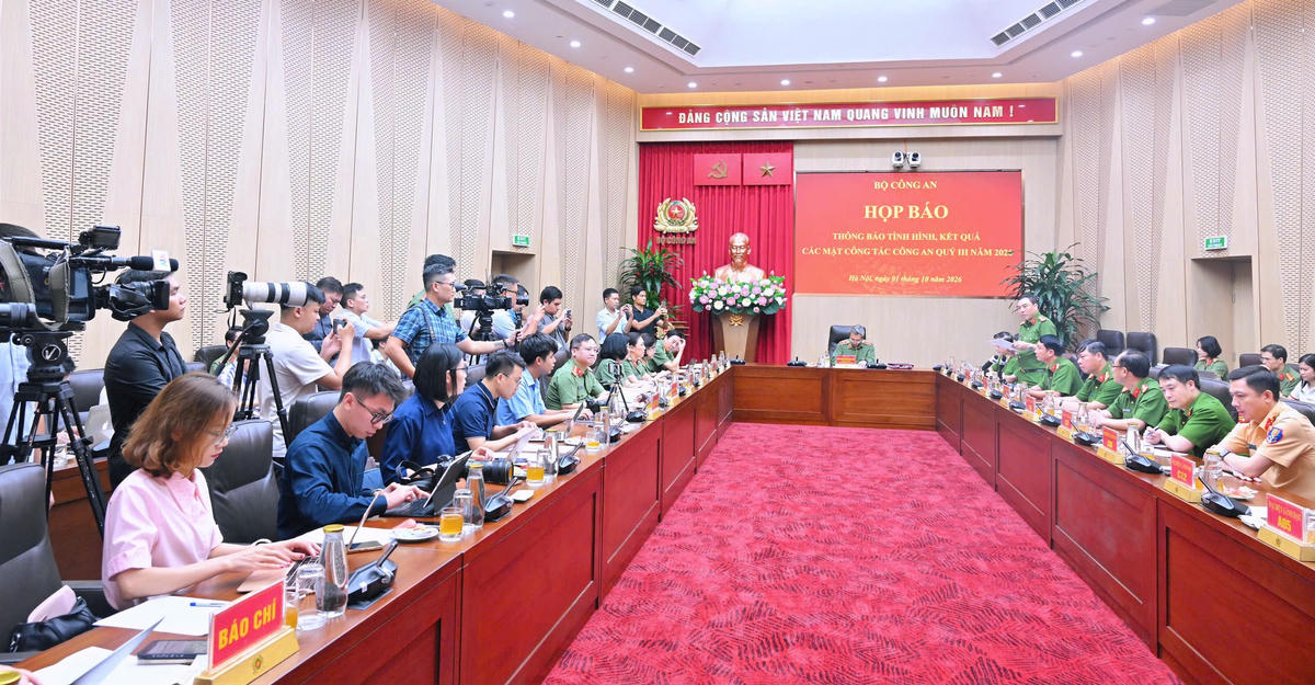 Quang cảnh buổi Họp báo Bộ Công an chiều ngày 01/10/2026. Ảnh BCA.