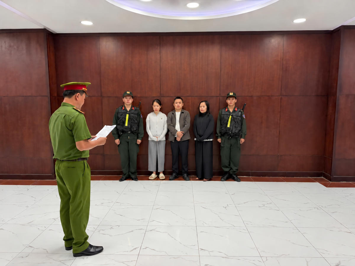 Thêm 3 đối tượng bị khởi tố liên quan đến Ngân 98