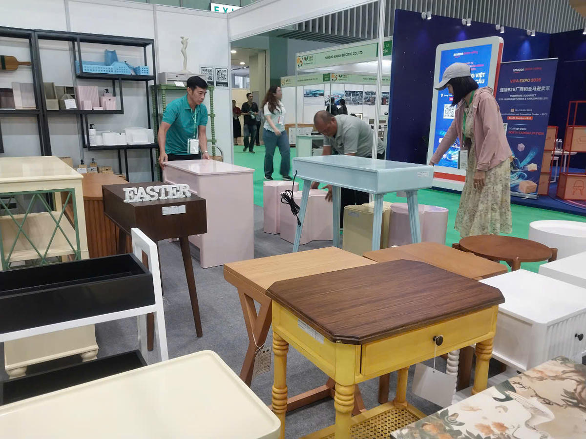 Một số doanh nghiệp có kế hoạch vừa phát triển thị trường xuất khẩu và thị trường nội địa. Ảnh: S.X