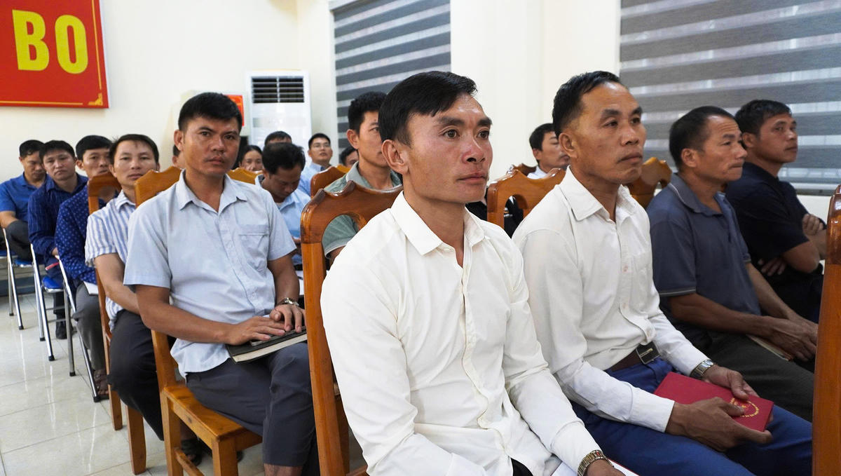Ngoài ra còn có các kiến nghị liên quan đến chế độ chính sách cho học sinh và giáo viên của các trường phổ thông có học sinh bán trú.