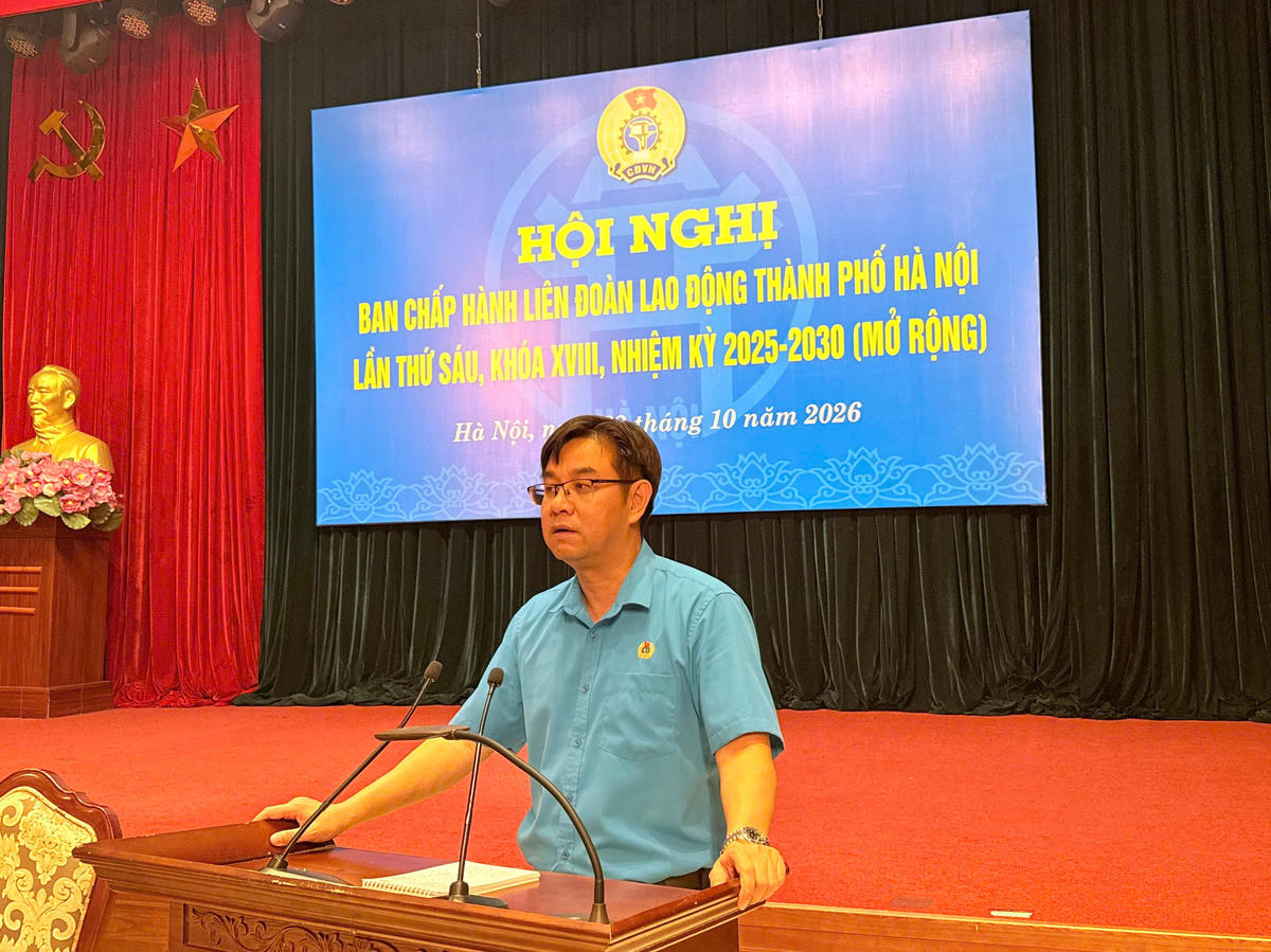 Ông Nguyễn Văn Thắng, Phó Chủ tịch Ủy ban MTTQ Việt Nam thành phố, Chủ tịch LĐLĐ thành phố Hà Nội phát biểu tại hội nghị. Ảnh: PV