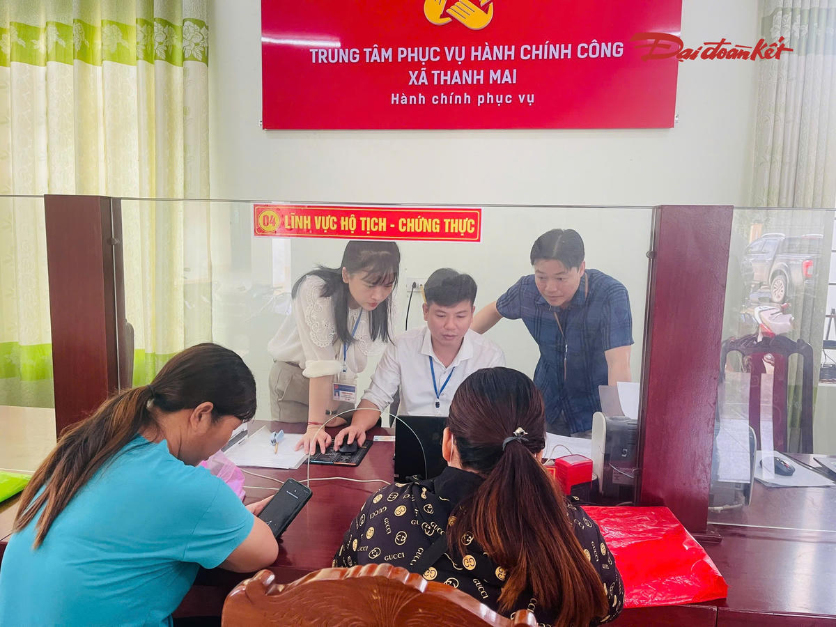 Chính thức: Cán bộ, công chức cấp xã được hưởng phụ cấp công vụ 55%