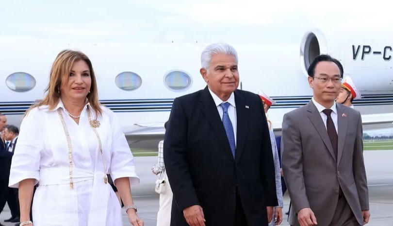 Tổng thống Cộng hòa Panama José Raúl Mulino và Phu nhân bắt đầu thăm Việt Nam