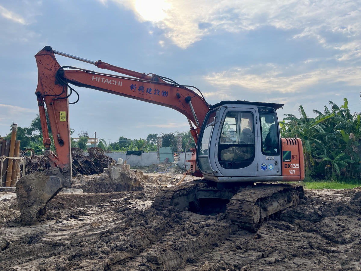 Cao tốc TPHCM - Mộc Bài rầm rộ thi công, dần lộ hình hài