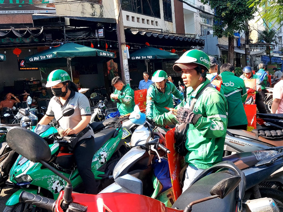 Người làm việc trên nền tảng số: Có nên tham gia bảo hiểm xã hội bắt buộc? 