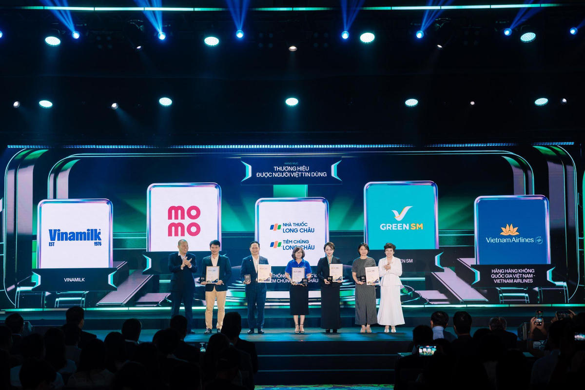 Từ niềm tin người dùng đến đổi mới trong chăm sóc sức khỏe, Long Châu nhận “cú đúp” Better Choice Awards 2026.