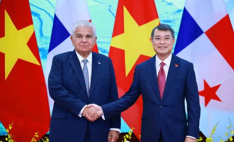 Thủ tướng Lê Minh Hưng hội kiến Tổng thống Cộng hòa Panama