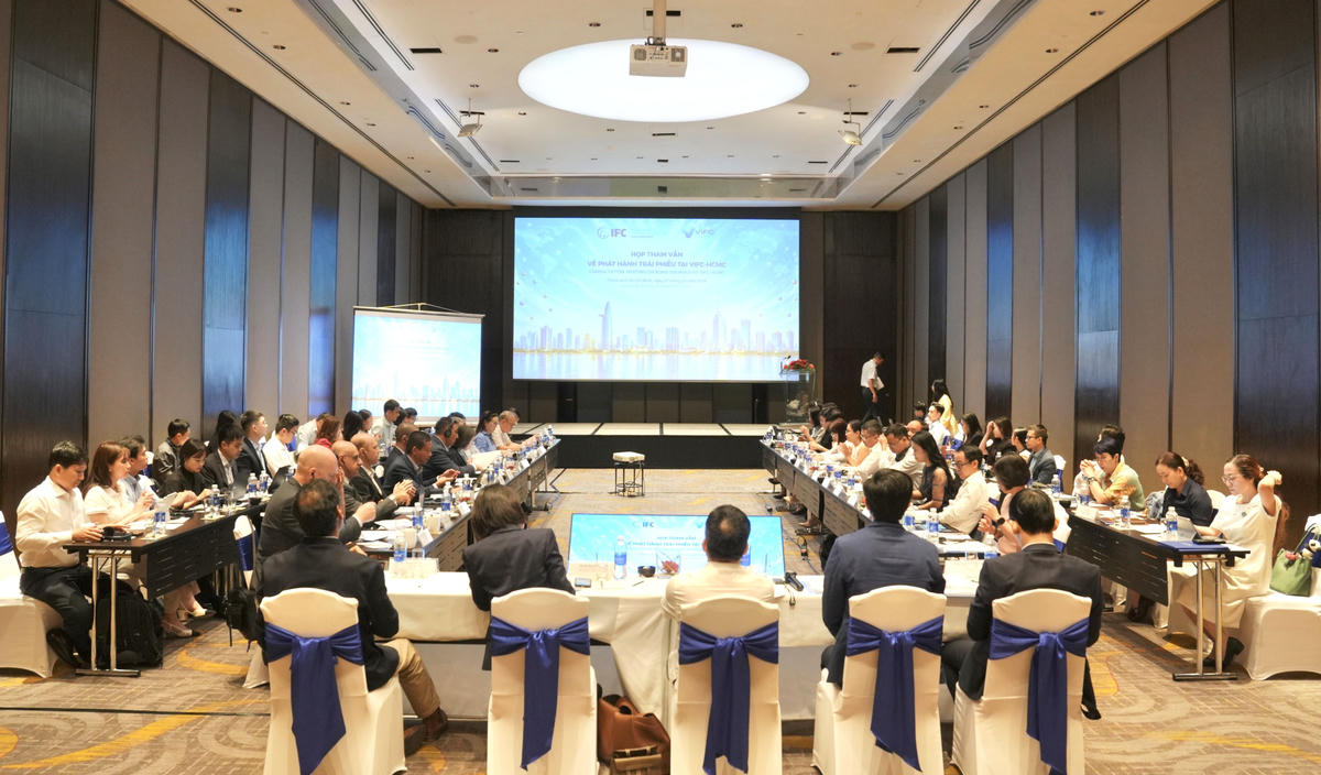 Quang cảnh cuộc họp tham vấn về phát hành trái phiếu quốc tế tại VIFC-HCMC. Ảnh: N.A