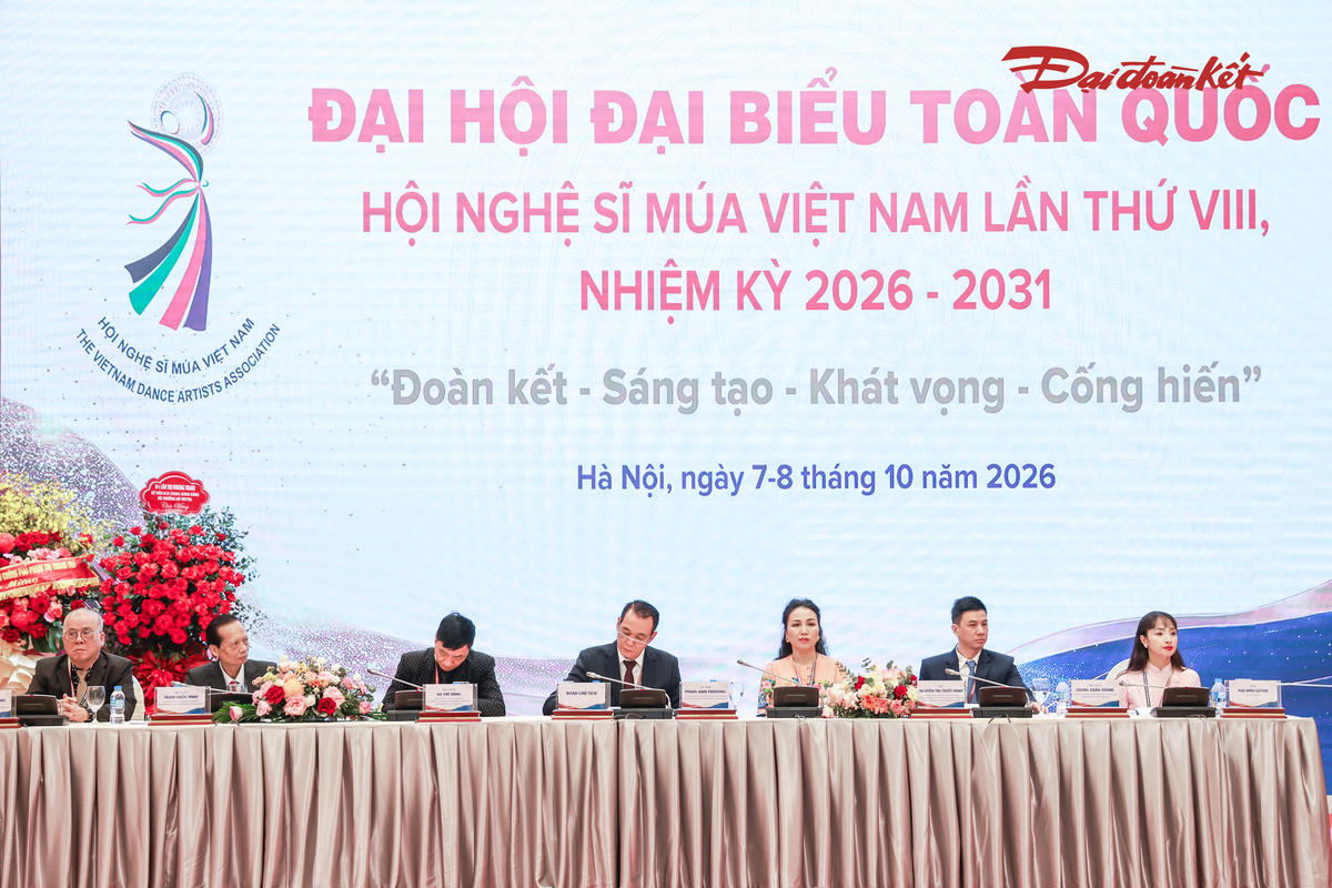Đoàn Chủ tịch điều hành Đại hội. Ảnh: Quang Vinh.