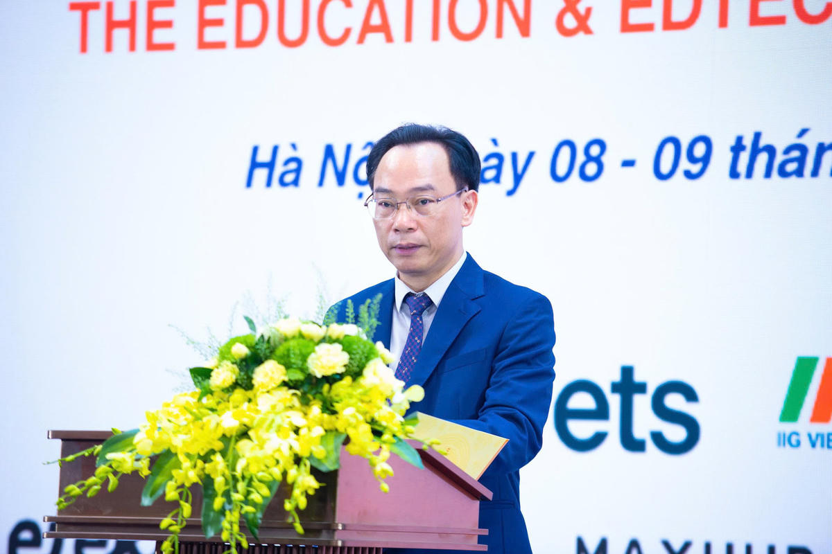 Bộ trưởng Bộ GDĐT Hoàng Minh Sơn phát biểu tại lễ khai mạc.
