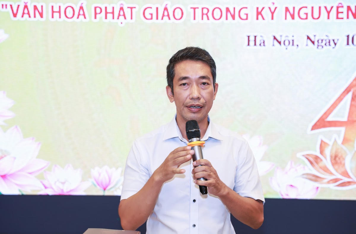 TS Ngô Quốc Đông, Phó Viện trưởng Viện Tôn giáo và Dân tộc học phát biểu. Ảnh: Quang Vinh.