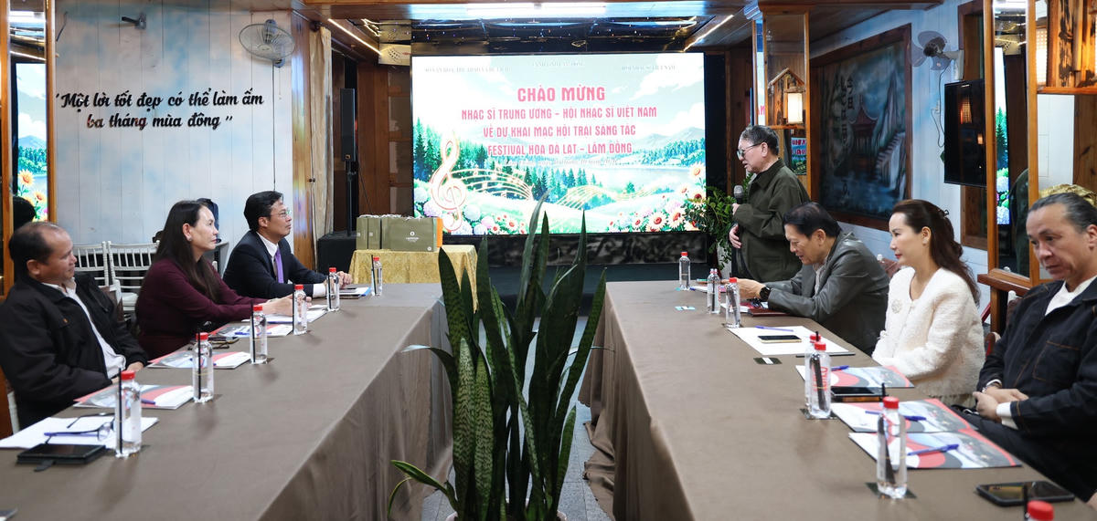 Quang cảnh buổi lễ khai mạc.