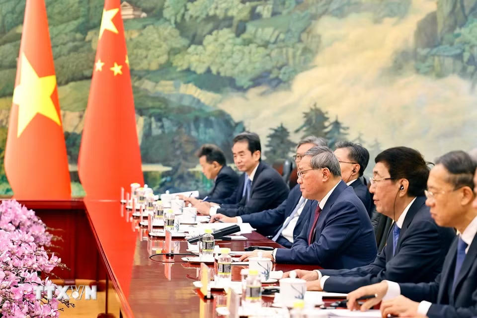 Thủ tướng Trung Quốc Lý Cường phát biểu tại cuộc hội kiến Chủ tịch Quốc hội Trần Thanh Mẫn. (Ảnh: Doãn Tấn/TTXVN)