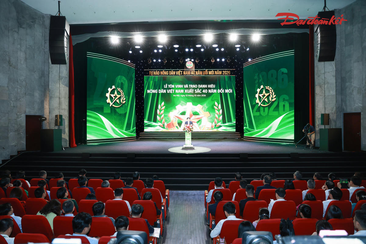Chương trình “Tự hào Nông dân Việt Nam – 40 năm Đổi mới năm 2026” ghi nhận những đóng góp của người nông dân trong hành trình phát triển đất nước. Ảnh: Quang Vinh.