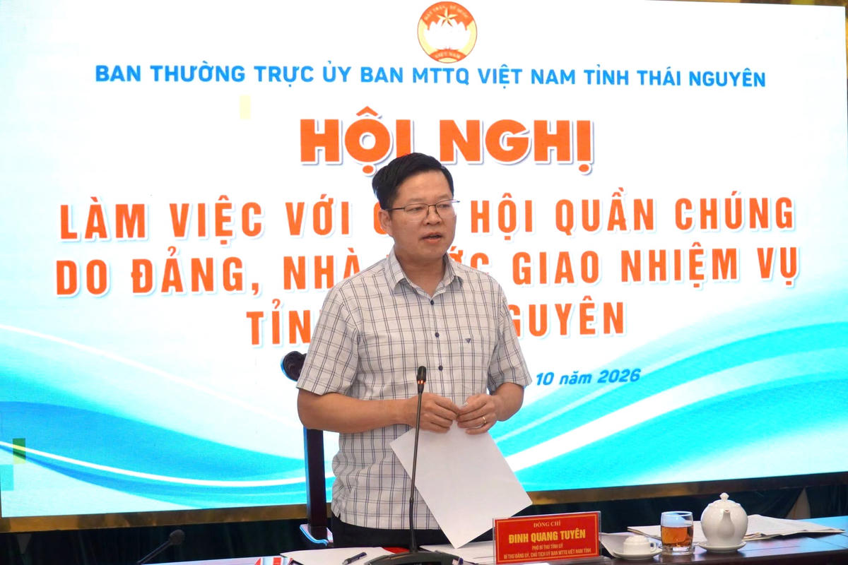 Phó Bí thư Tỉnh ủy, Chủ tịch Ủy ban MTTQ Việt Nam tỉnh Thái Nguyên Đinh Quang Tuyên chỉ đạo hội nghị.