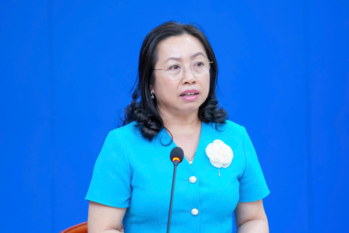 Bà Thái Thu Xương, Phó Chủ tịch Tổng LĐLĐ Việt Nam tổ chức hội nghị giao ban báo chí xuất bản quý IV năm 2026. Ảnh: PV