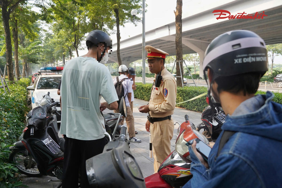 “Thời gian tới, đơn vị bố trí thêm các tổ tuần tra lưu động để kịp thời ngăn chặn tình trạng trên. Đồng thời, đơn vị cũng tăng cường gửi thông báo phạt nguội để tăng tính răn đe”, Đại úy Nguyễn Tuấn Anh cho biết.