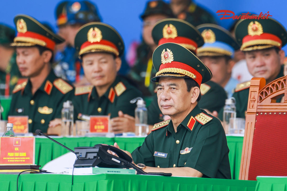 [Ảnh]: Diễn tập chung về phòng thủ dân sự giữa Quân đội ba nước Việt Nam - Lào - Campuchia