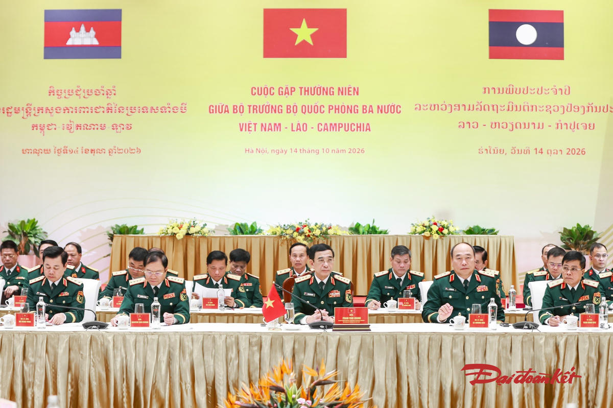 Đoàn Việt Nam tại cuộc gặp mặt. Ảnh: Quang Vinh
