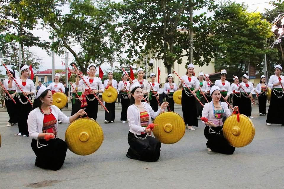 Các chương trình nghệ thuật đặc sắc sẽ diễn ra trên đường phố. Ảnh: TD.