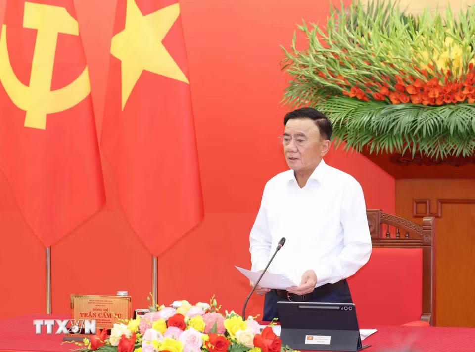 Đồng chí Trần Cẩm Tú, Ủy viên Bộ Chính trị, Thường trực Ban Bí thư phát biểu chỉ đạo hội nghị. (Ảnh: Phương Hoa/TTXVN)