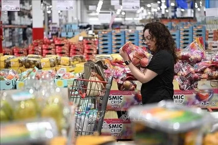 Lạm phát Mỹ tăng vượt dự báo, gia tăng sức ép chính sách lãi suất