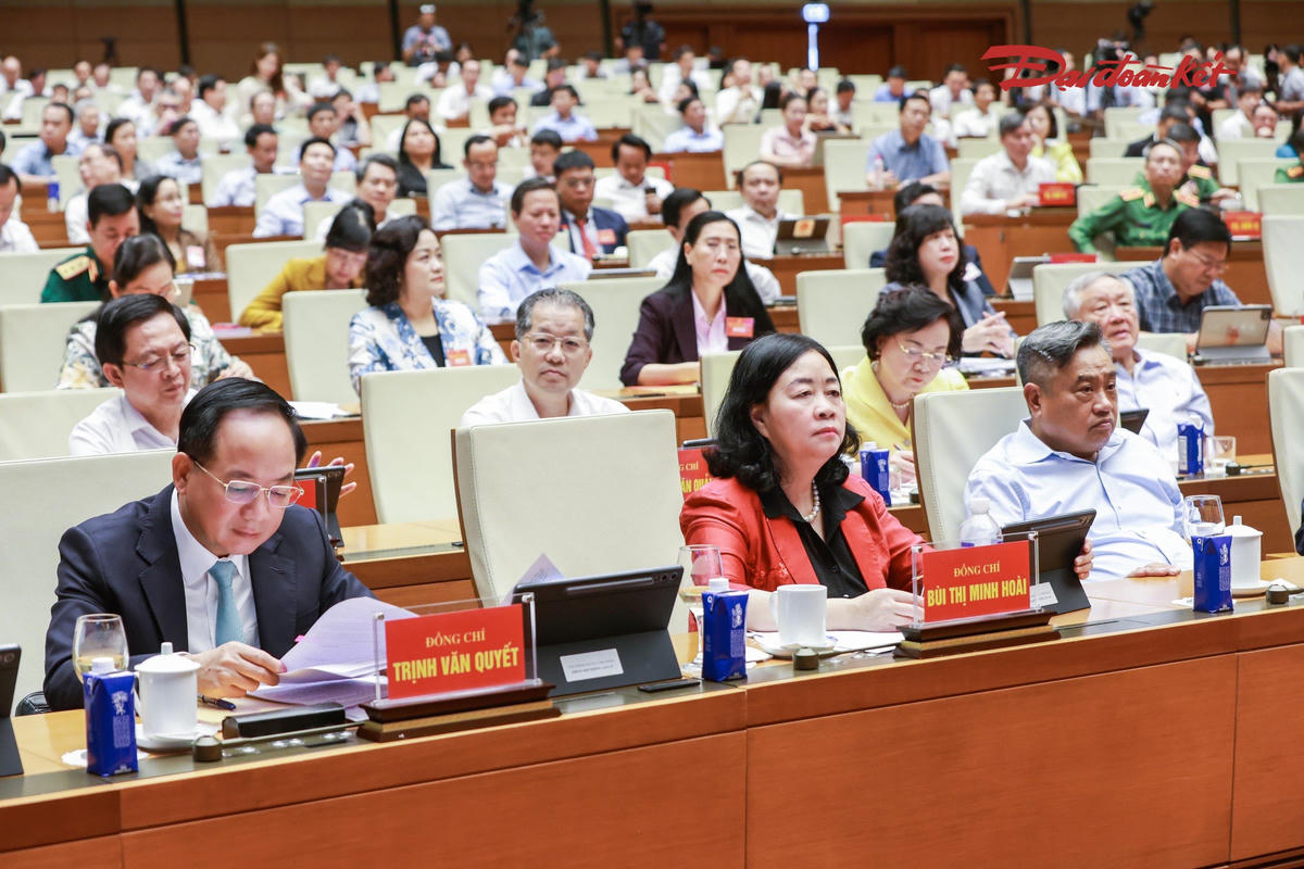 Ủy viên Bộ Chính trị, Bí thư Trung ương Đảng, Chủ tịch UBTƯ MTTQ Việt Nam Bùi Thị Minh Hoài dự hội nghị. Ảnh: Quang Vinh
