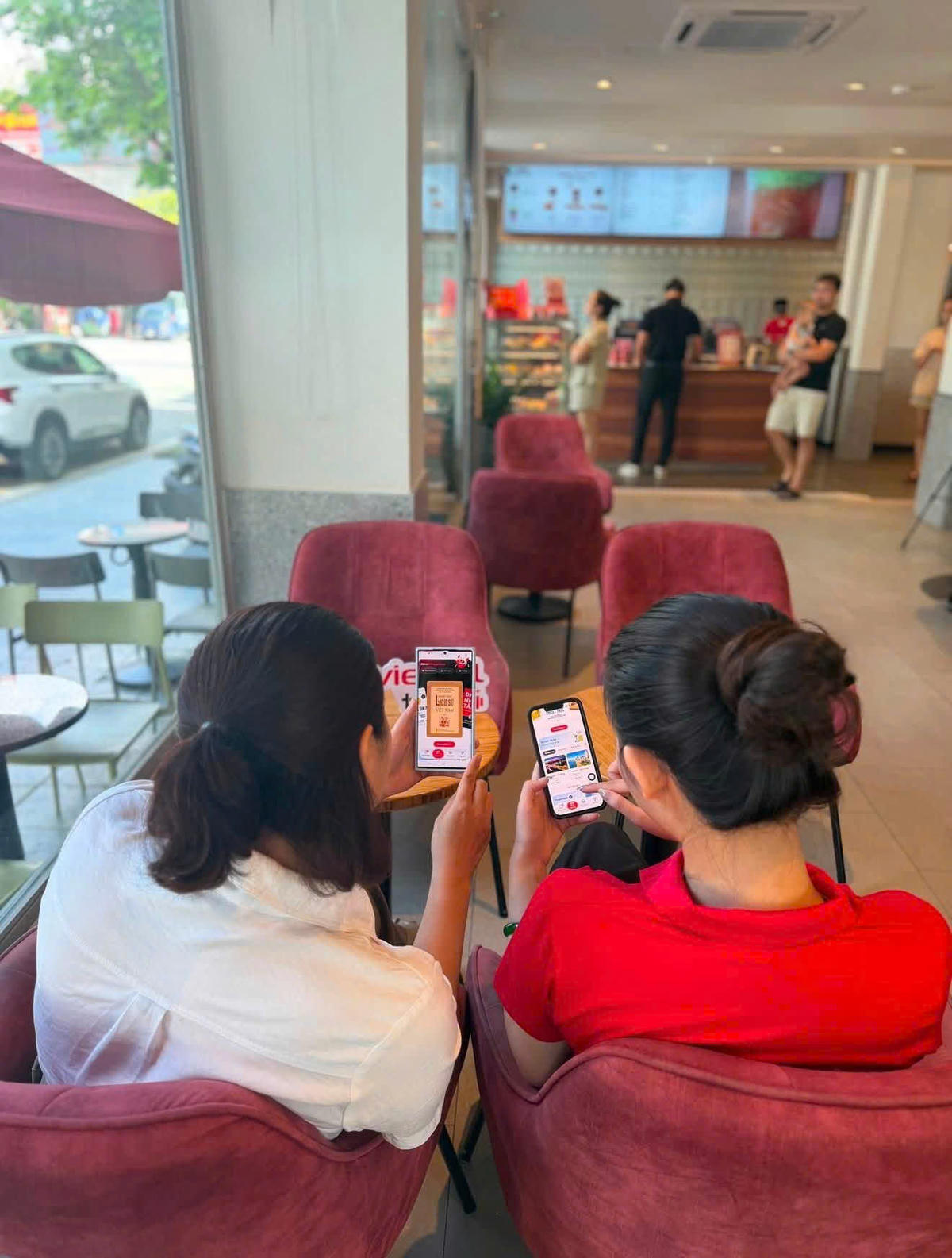 Người dùng chỉ cần mở ứng dụng Viettel Tammi, truy cập mục Giỏ Tammi và bấm "Nhận quà" để kích hoạt số phút gọi tích lũy