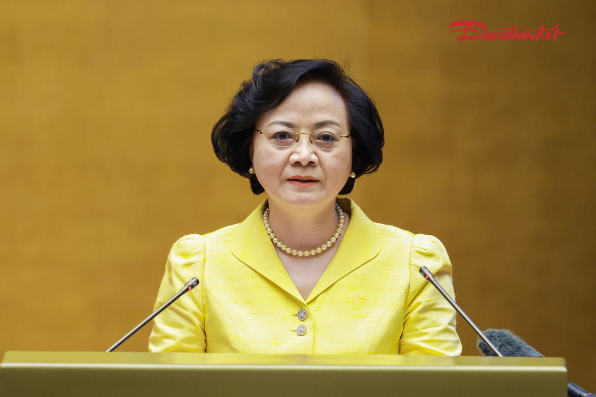 
Bí thư Trung ương Đảng,
 Phó Thủ tướng Chính phủ Phạm Thị Thanh Trà quán triệt chuyên đề tại hội nghị. Ảnh: Quang Vinh
