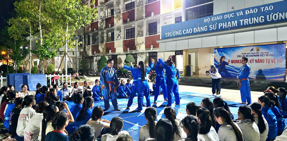 Sinh viên Trường Cao đẳng Sư phạm Trung ương - Nha Trang. Ảnh: website trường.