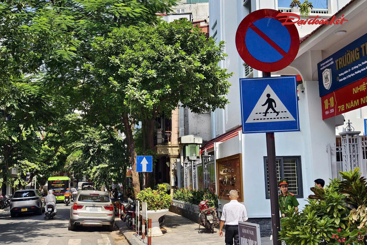 Tuy nhiên, qua công tác tuần tra, kiểm soát, lực lượng chức năng vẫn phát hiện một số trường hợp vi phạm, chủ yếu liên quan đến xe kinh doanh vận tải, taxi và phương tiện đưa đón người.