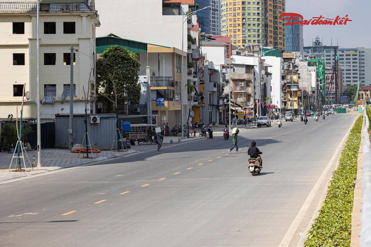 Vành đai 1 Hoàng Cầu - Voi Phục dần hoàn thiện, hai cầu vượt chạy đua về đích cuối năm