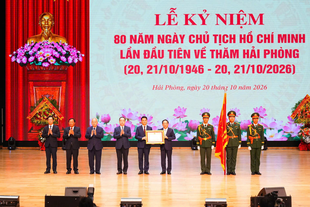 Đảng bộ, chính quyền và Nhân dân thành phố Hải Phòng vinh dự đón nhận Huân chương Lao động hạng Nhất. Ảnh: ĐT.