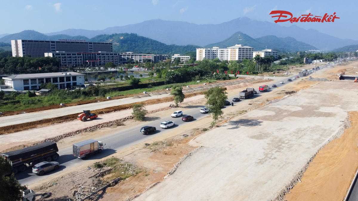 Tuyến đường hơn 5.200 tỷ đồng nối Đại lộ Thăng Long với cao tốc Hòa Bình dần lộ diện