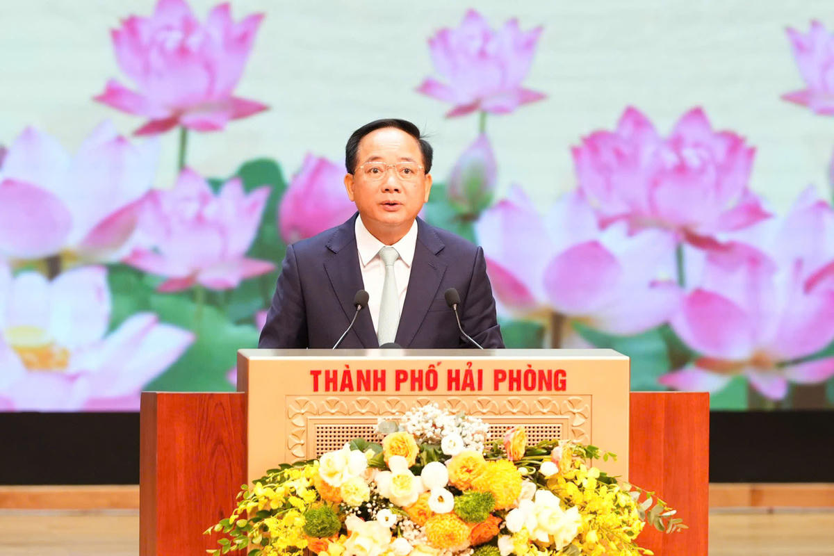  Ủy viên Bộ Chính trị, Bí thư Trung ương Đảng, Trưởng ban Tuyên giáo Trung ương Trịnh Văn Quyết đề nghị thành phố tập trung tháo gỡ những điểm nghẽn về giải phóng mặt bằng, nguồn nhân lực chất lượng cao, phát triển kinh tế số. Ảnh: ĐT. 