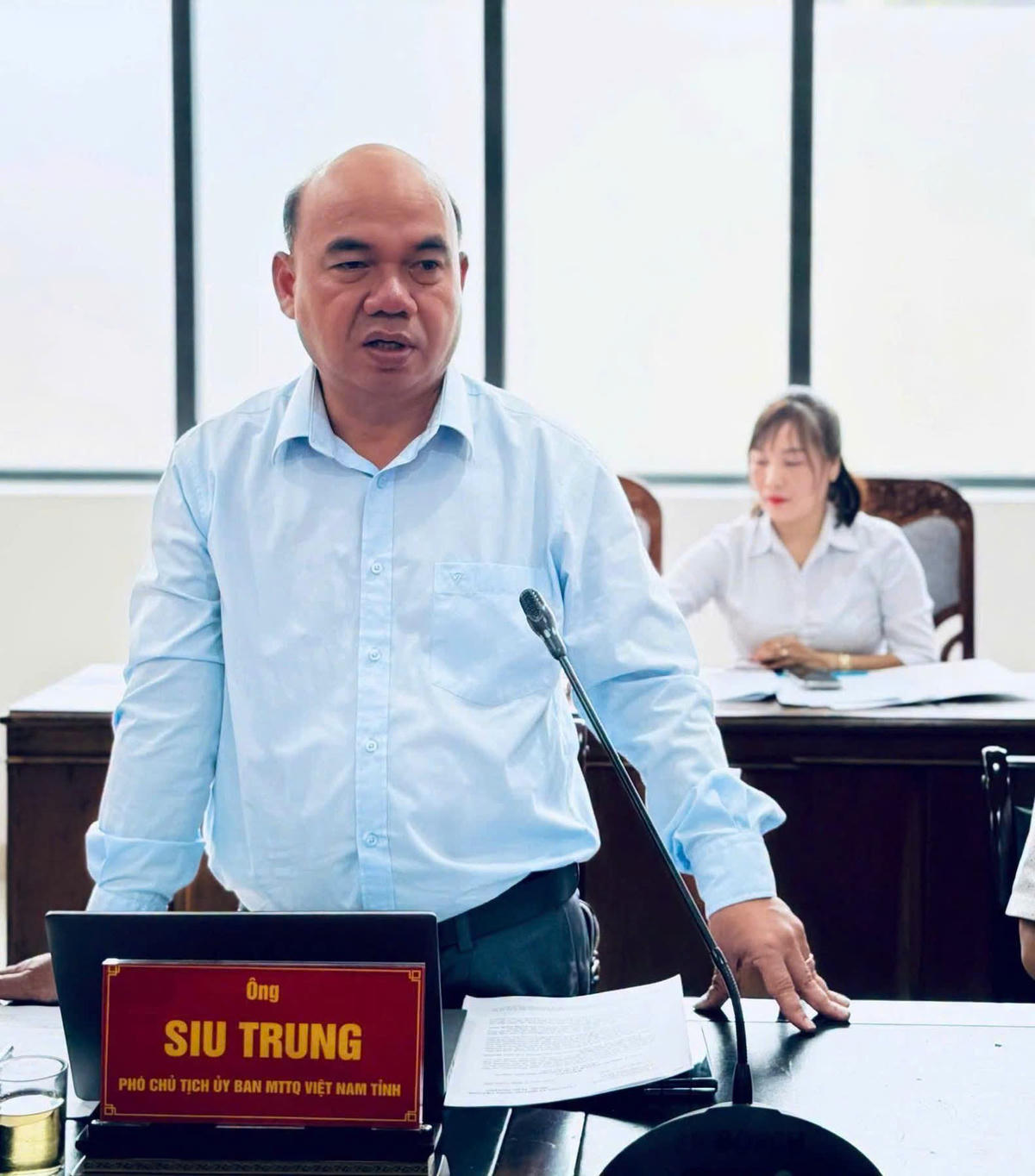 Ông Siu Trung, Phó Chủ tịch Ủy ban MTTQ Việt Nam tỉnh Gia Lai phát biểu tại buổi giám sát. Ảnh: MT.