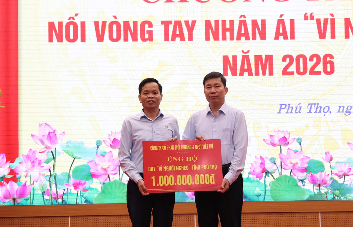 Nhiều doanh nghiệp đã trực tiếp dự Hội nghị phát động và ủng hộ với số tiền lớn.