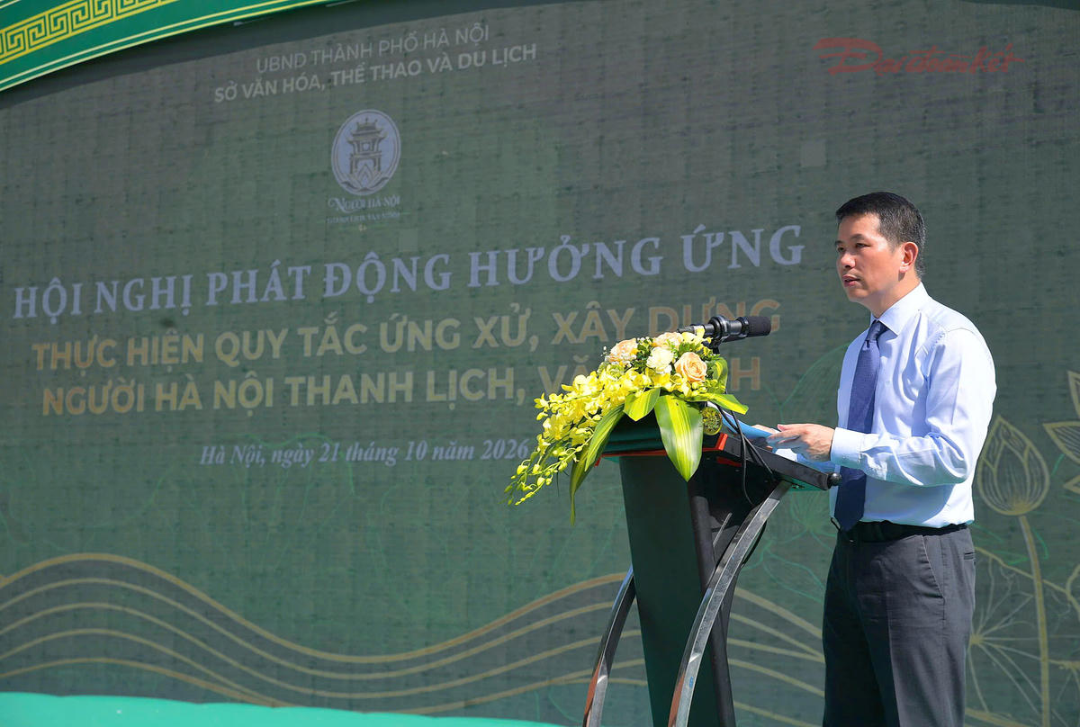Phát biểu phát động hưởng ứng thực hiện Quy tắc ứng xử, xây dựng người  Hà Nội thanh lịch, văn minh và phát động cuộc thi trực tuyến “Văn hóa từ mỗi hành động”, ông Phạm Tuấn Long, Giám đốc Sở Văn hóa Thể thao Hà Nội khẳng định: Xây dựng người Hà Nội thanh lịch, văn minh là nhiệm vụ lâu dài, không thể hoàn thành chỉ bằng một đợt phát động hay một cuộc thi. Đó là quá trình bền bỉ biến chuẩn mực thành thói quen, biến nhận thức thành hành động, biến giá trị văn hóa thành sức mạnh nội sinh của Thủ đô. Mỗi cơ quan làm tốt hơn trách nhiệm của mình, mỗi gia đình vun đắp nếp sống đẹp hơn, mỗi người dân ứng xử có trách nhiệm hơn - đó chính là những nền tảng thiết thực để xây dựng Hà Nội văn hiến, văn minh, hiện đại. 