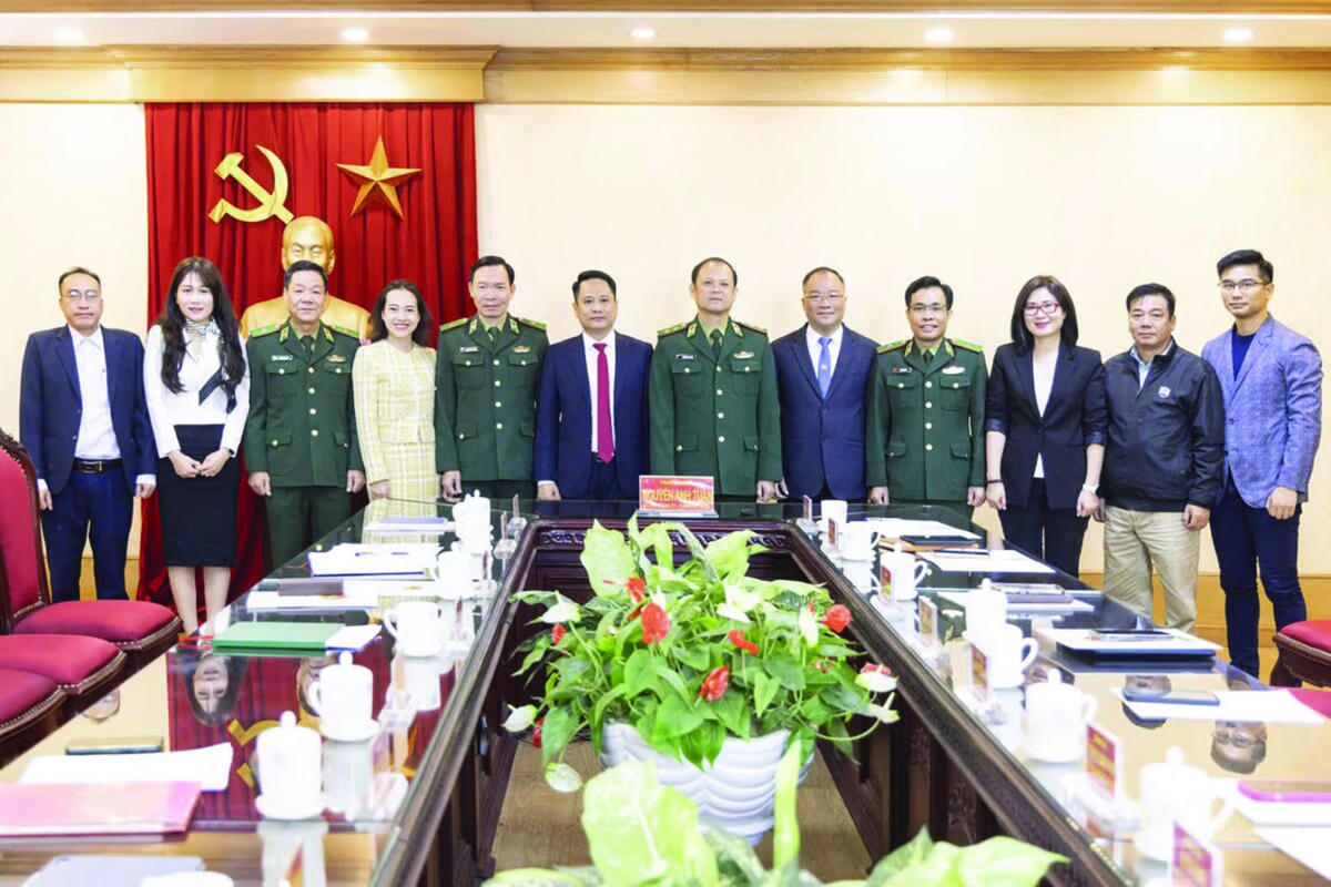 Ban Biên tập Báo Đại đoàn kết và Bộ Tư lệnh Bộ đội Biên phòng thống nhất tổ chức Chương trình “Xuân biên phòng ấm lòng dân bản” năm 2026 tại Đắk Lắk. Ảnh: Quang Vinh.