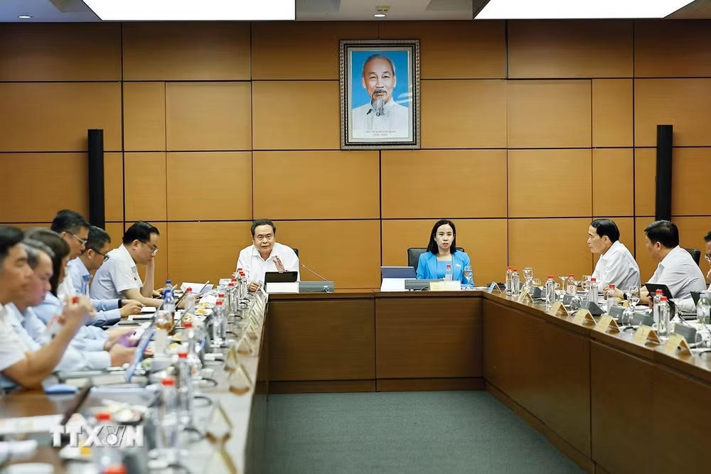 ttxvn_chu-tich-quoc-hoi-tran-thanh-man-2.jpg